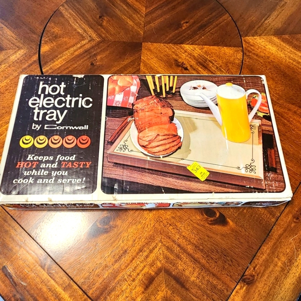 Vintage Kitchen Cornwall Hot Electric Tray in Avacodo
